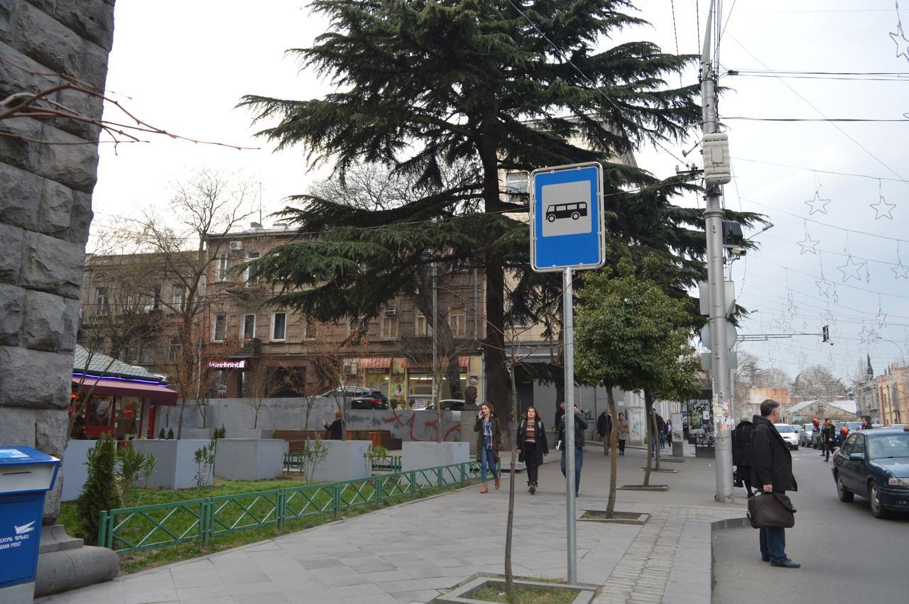 Amoun Hostel Tbilisi Zewnętrze zdjęcie